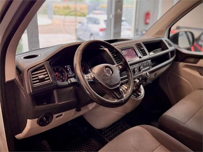 VOLKSWAGEN Transporter Furgon Corto TM 2.0 TDI 4MO BMT