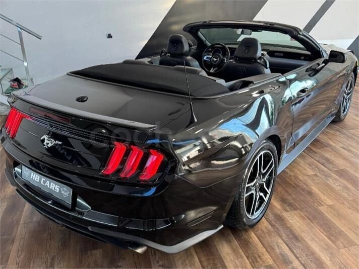 FORD Mustang 2.3 EcoBoost Mustang Convertible