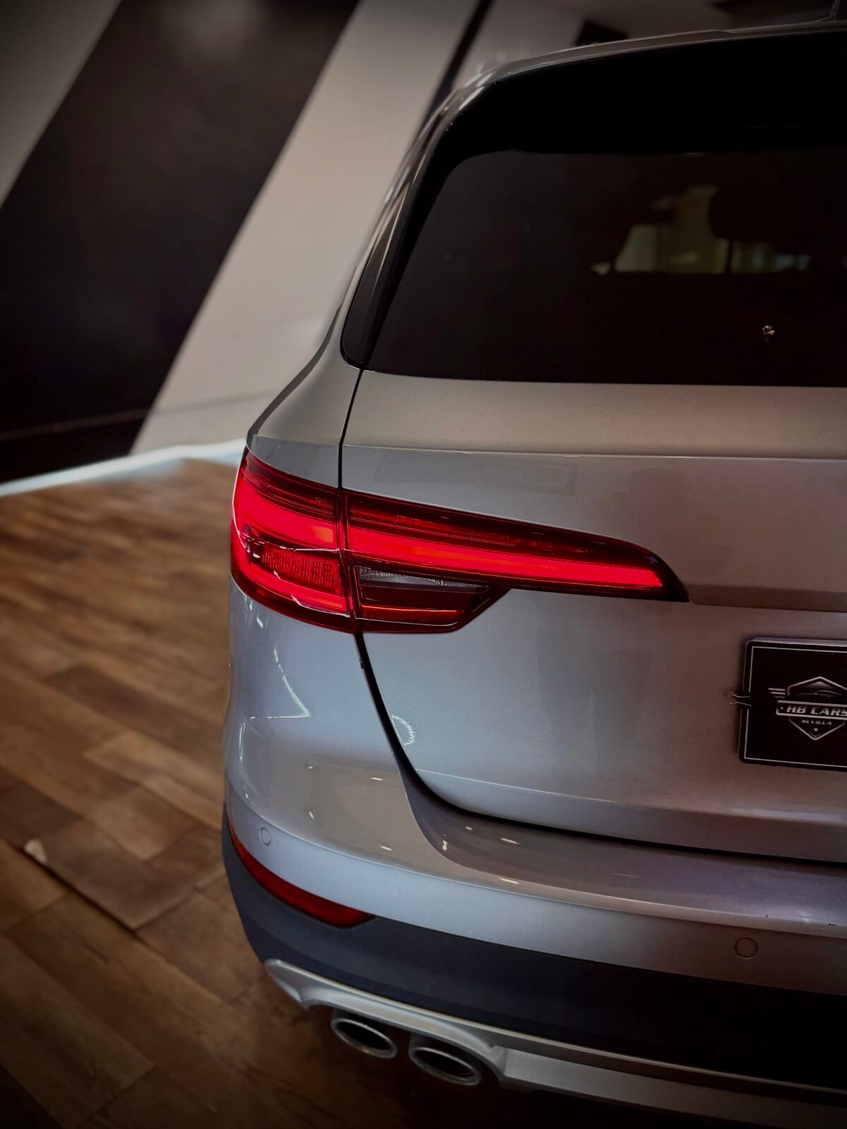 AUDI A4 Allroad Quattro 2.0 tdi 190cv stronic