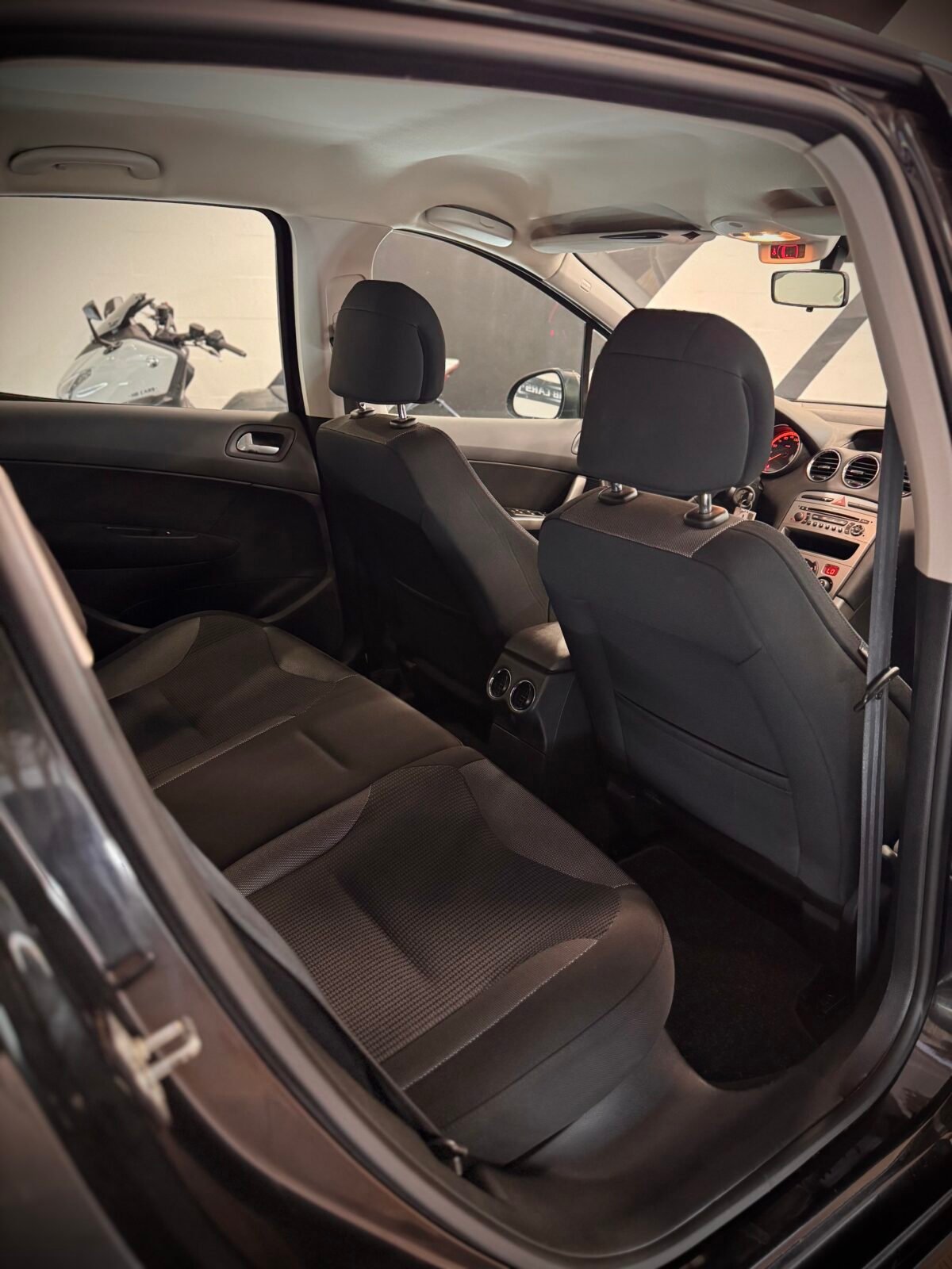 PEUGEOT 308 1.6hdi