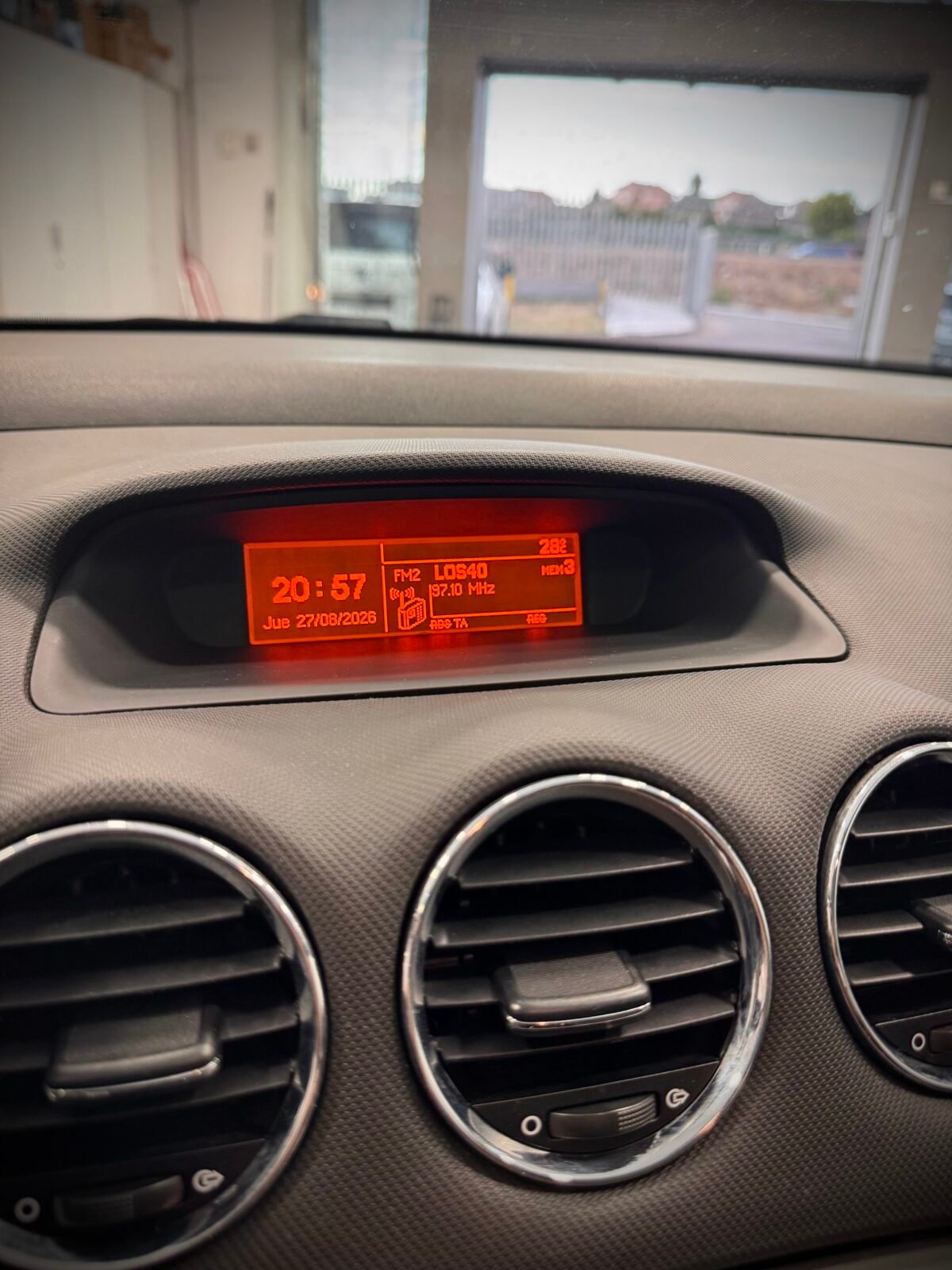 PEUGEOT 308 1.6hdi